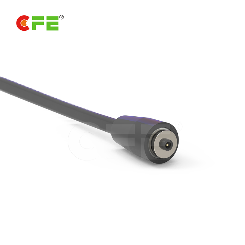 Magnetic electrical cable connector for smart heating clothes